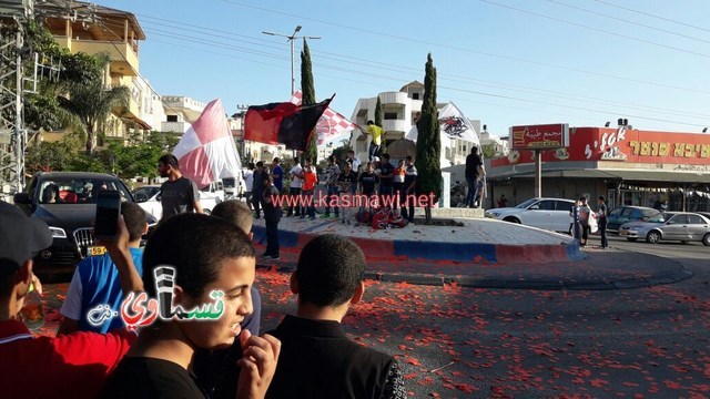 فيديو : الالترس القسماوي يحتفل في دوار الأقصى ومقهى جاري بفوز نادي الوحدة وتأهله الى نهائي الاختبارات 